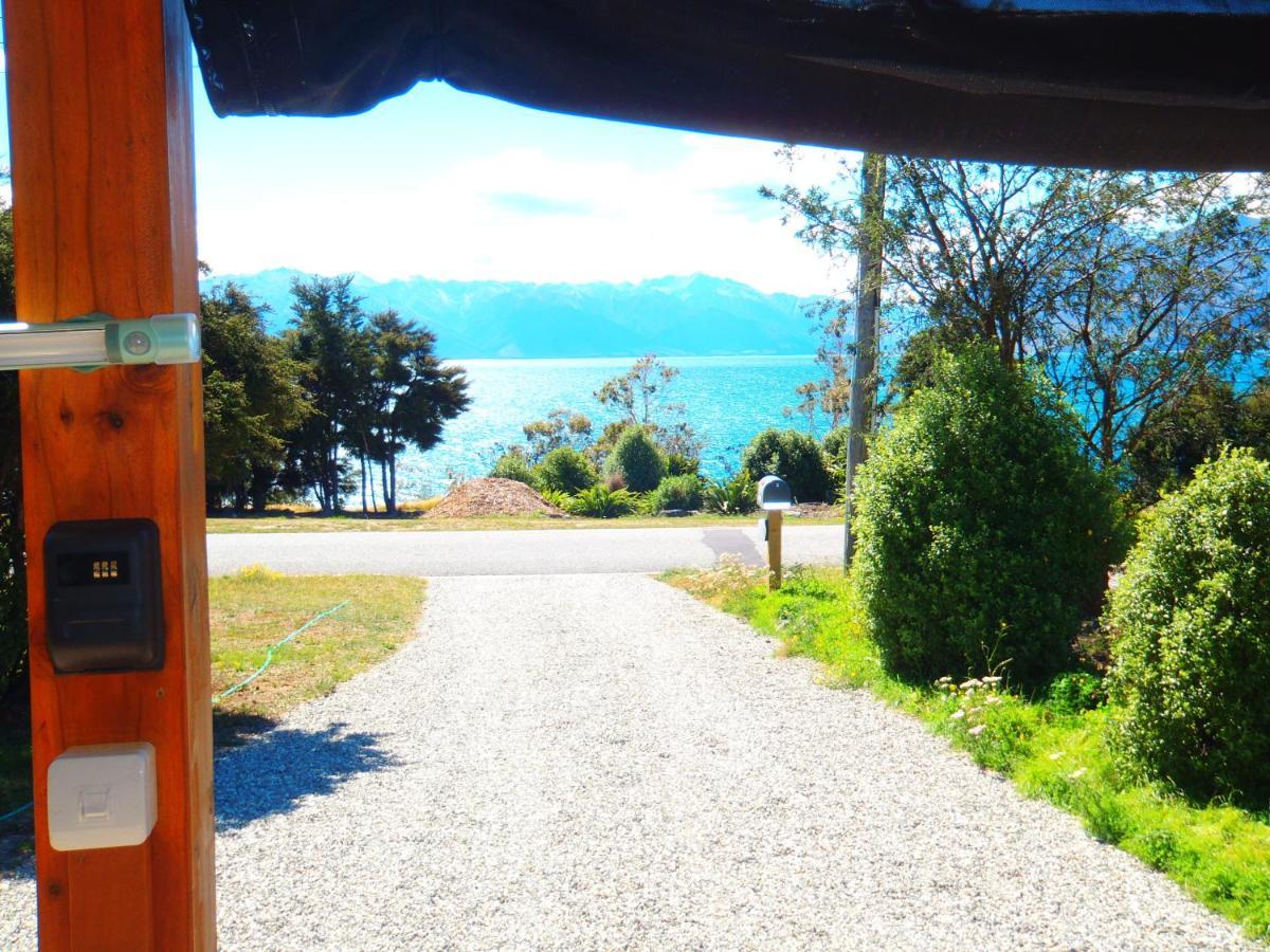 Lakefront Fantail Cottage Lake Hawea, Wanaka Exterior foto